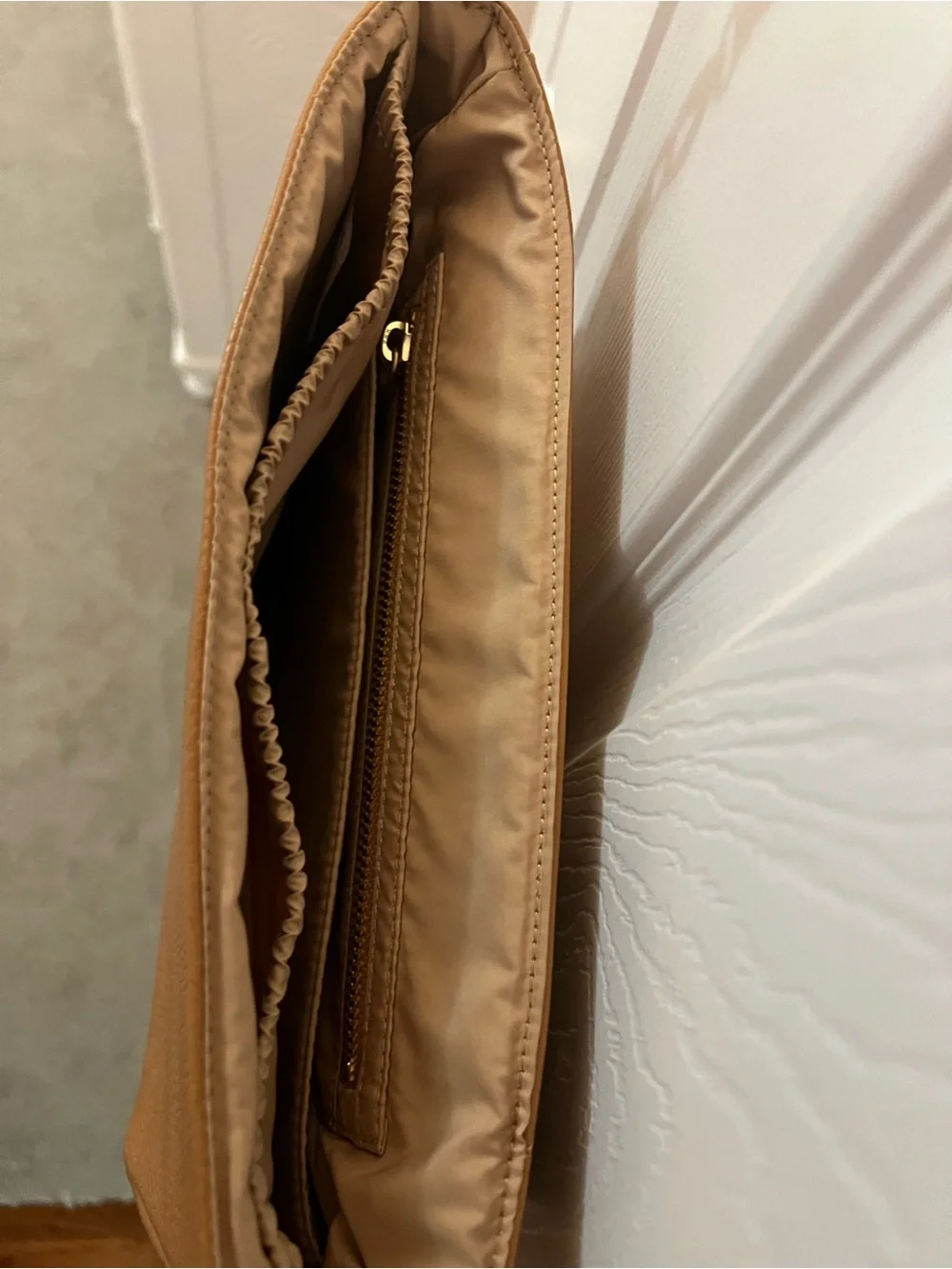 Freshly Picked Tan Leather Crossbody Shoulder Bag